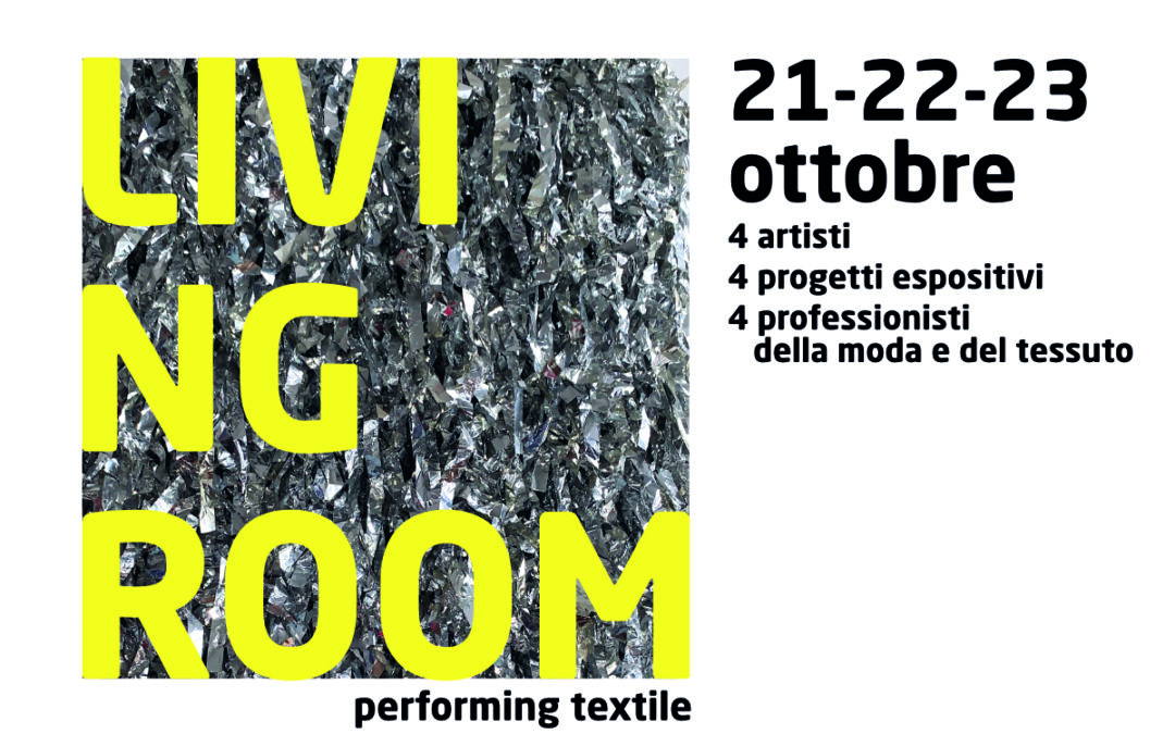 LIVING ROOM, Performing textile | 2022